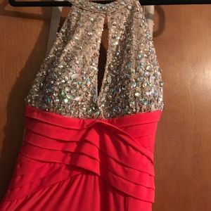 BEAUTIFUL PROM DRESS